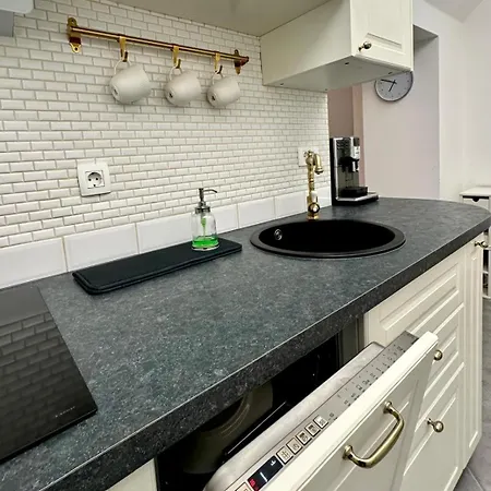 Apartma Ars Longa *