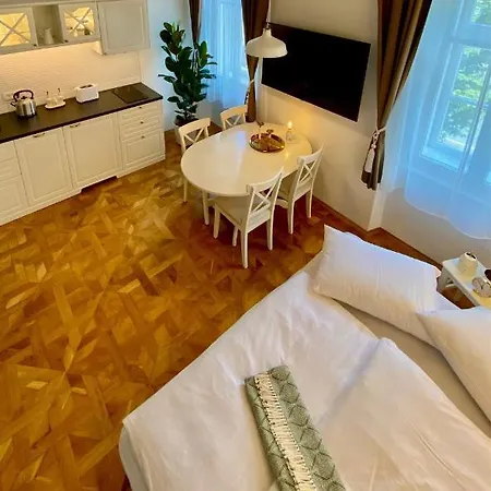 Apartment Ars Longa *